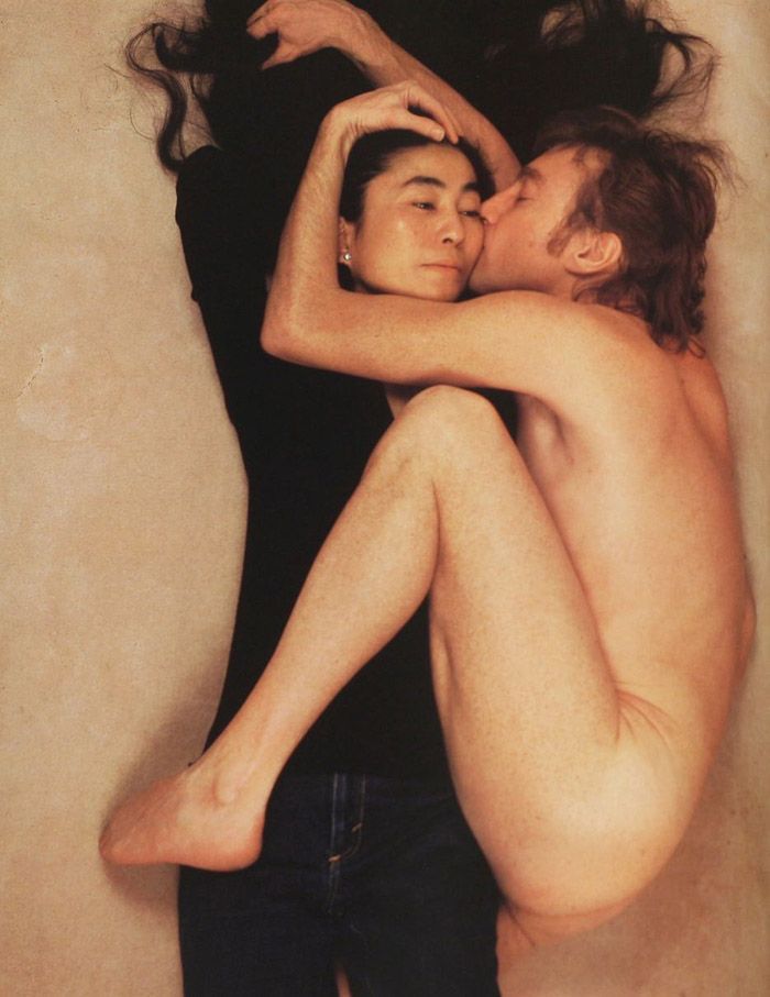 Энни Лейбовиц (Annie Leibovitz). Журнал Rolling Stone. Лучшая журнальная обложка за последние 40 лет. Джон Леннон и Йоко Оно, 8 декабря 1980 года