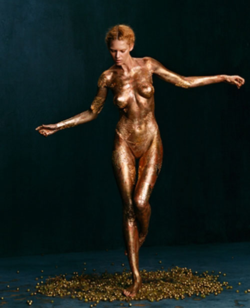 из серии Liquid Gold. Беттина Реймс (Bettina Rheims) - современный французский фотограф. Современная фотография. Фотография как искусство