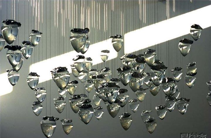 Spirit Collection, 1999. Кристин Борланд (Christine Borland) - современная шотландская художница. Молодые британские художники, YBA
