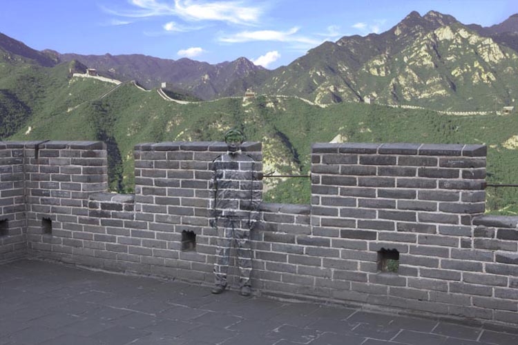 Мигранты. Лю Болин (Liu Bolin) - современный китайский художник, человек-невидимка. Современное искусство. Contemporary Art in China. Живопись по телу