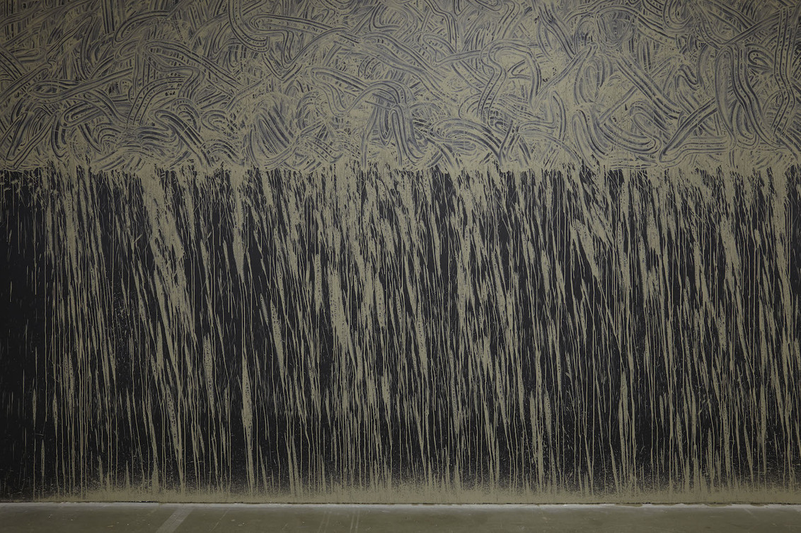 Современное искусство. Ричард Лонг. Мутный водопад 2015. Лэнд-арт